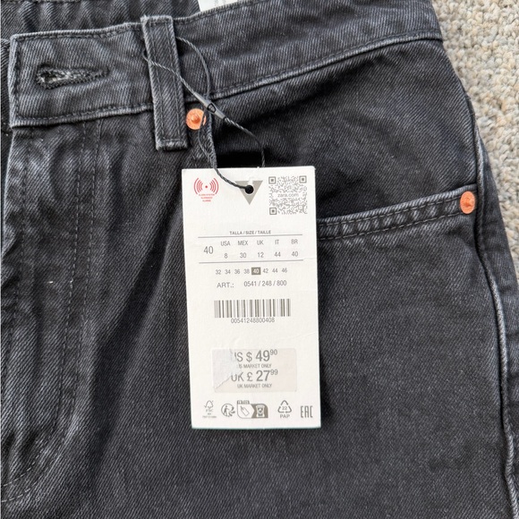 Zara Mom Fit Black Jeans - Picture 3 of 3